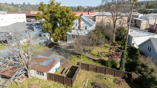 482 Main St, Newcastle, CA 95658