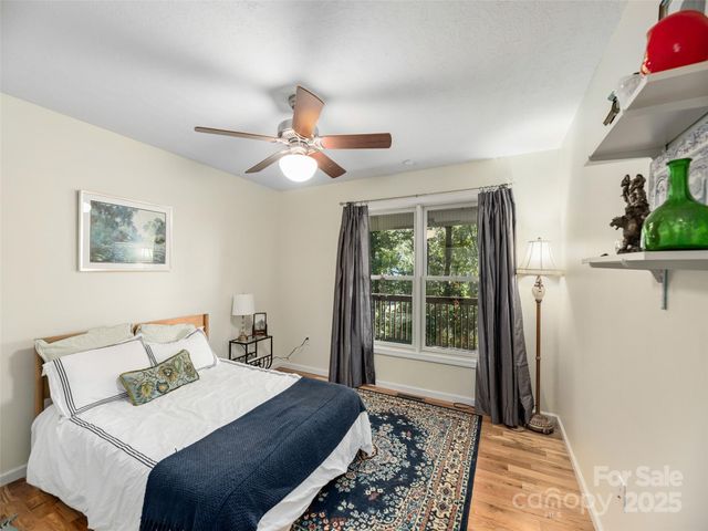 160 Turkey Hollow Court, Waynesville, NC 28785