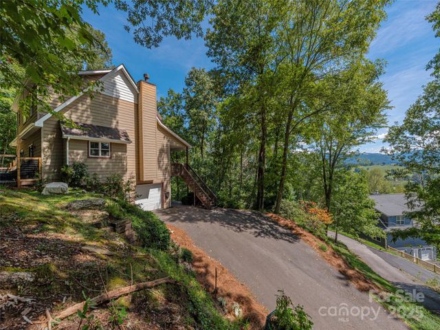 160 Turkey Hollow Court, Waynesville, NC 28785