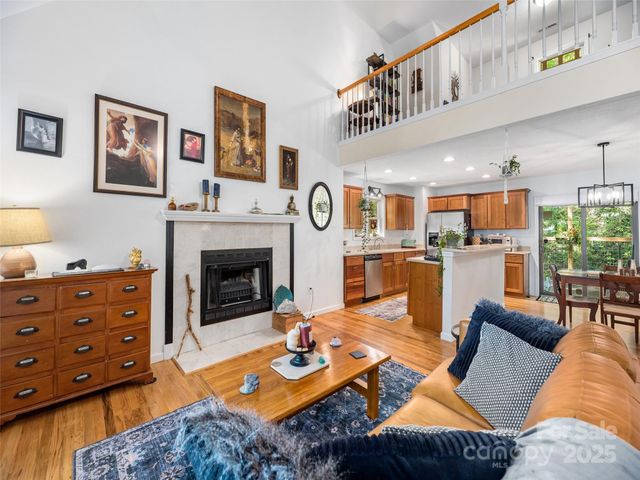160 Turkey Hollow Court, Waynesville, NC 28785
