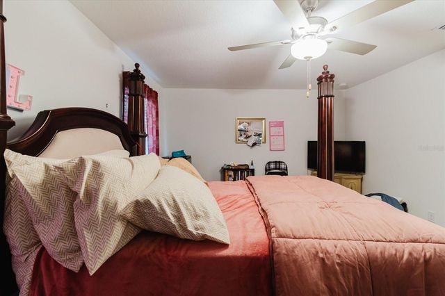 5226 FORUM BOULEVARD, Holiday, FL 34690