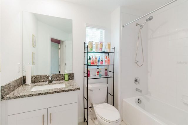 5226 FORUM BOULEVARD, Holiday, FL 34690
