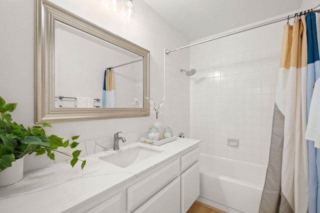 34376 Gadwall Cmn, Fremont, CA 94555