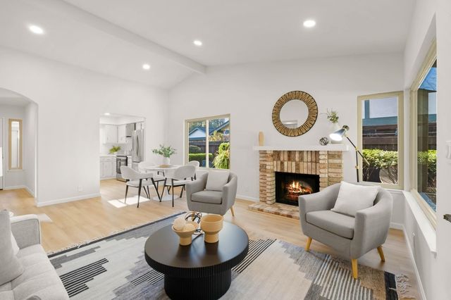 34376 Gadwall Cmn, Fremont, CA 94555