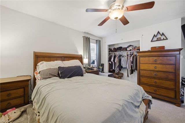 813 Carolyn DR, Chesapeake, VA 23320