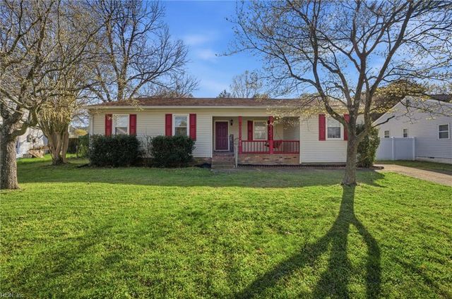 813 Carolyn DR, Chesapeake, VA 23320