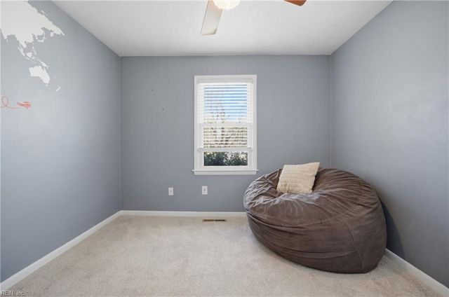 813 Carolyn DR, Chesapeake, VA 23320