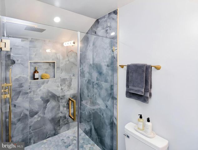 1532 MAYFIELD RD, Edgewater, MD 21037