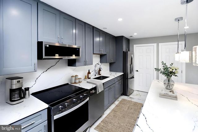 1532 MAYFIELD RD, Edgewater, MD 21037