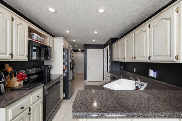 573 S Barnstable, Nixa, MO 65714