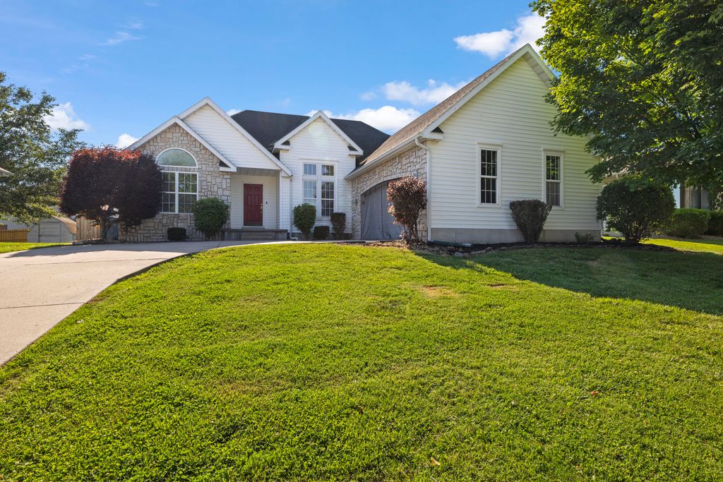 573 S Barnstable, Nixa, MO 65714