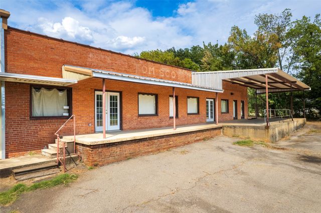 257 E Hwy 67, Mount Vernon, TX 75457