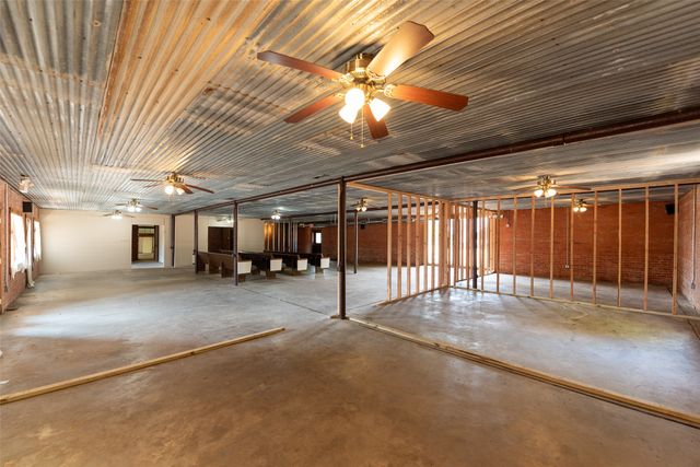 257 E Hwy 67, Mount Vernon, TX 75457