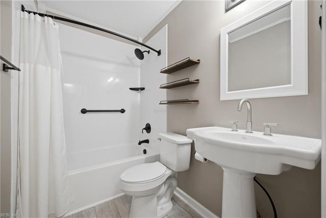 3312 Waterman RD, Virginia Beach, VA 23452