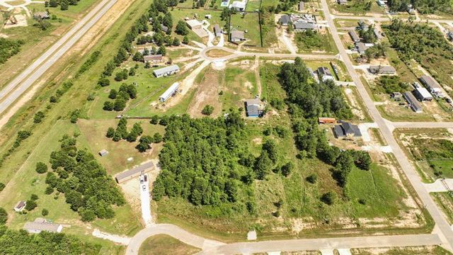 72 Road 5214, Cleveland, TX 77327