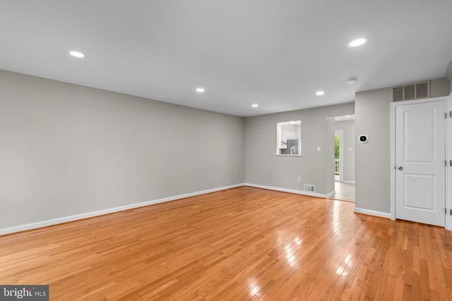 18423 HONEYLOCUST CIR, Gaithersburg, MD 20879