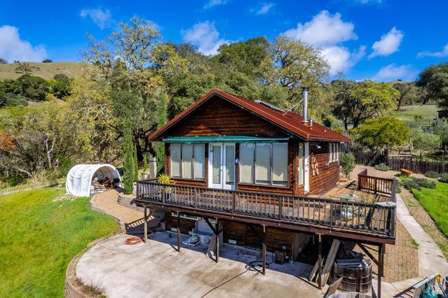 16101 Lost Creek Rd, Yorkville, CA 95494