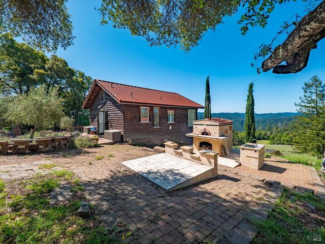 16101 Lost Creek Rd, Yorkville, CA 95494