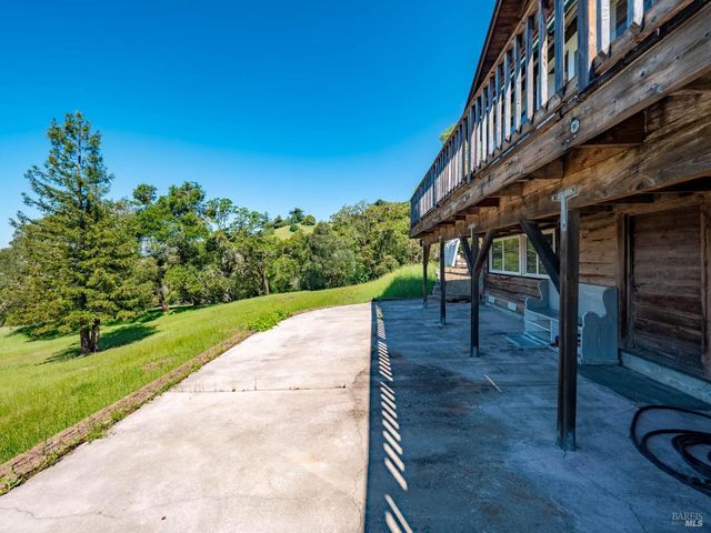 16101 Lost Creek Rd, Yorkville, CA 95494