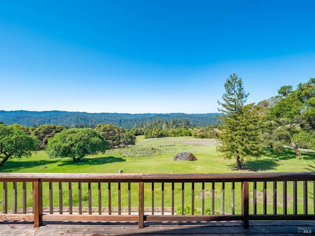 16101 Lost Creek Rd, Yorkville, CA 95494