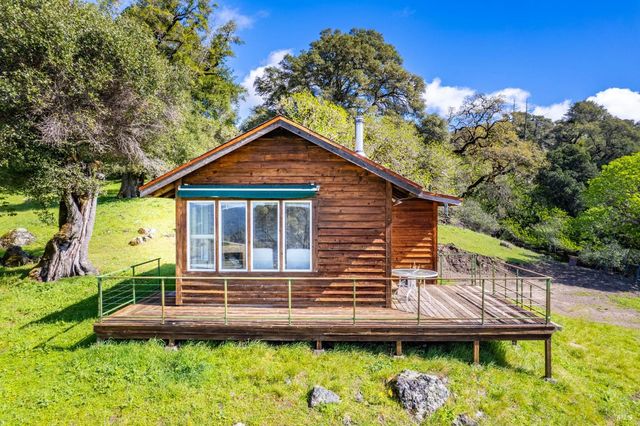 16101 Lost Creek Rd, Yorkville, CA 95494