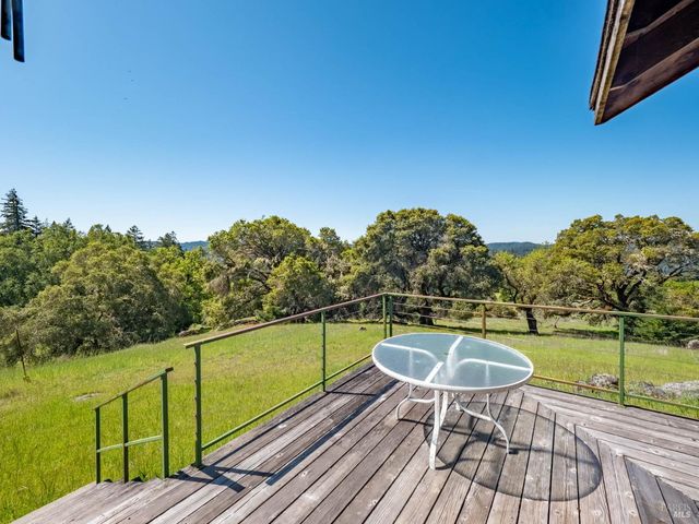 16101 Lost Creek Rd, Yorkville, CA 95494