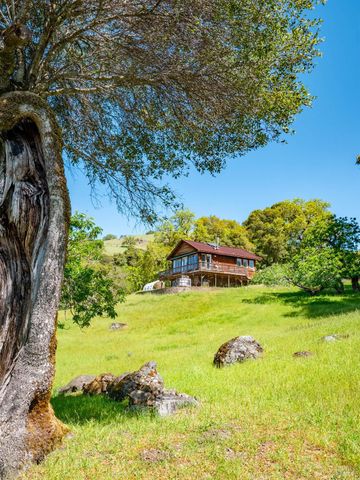 16101 Lost Creek Rd, Yorkville, CA 95494