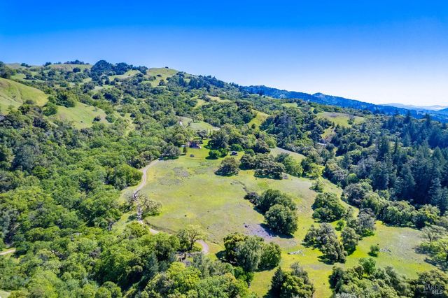 16101 Lost Creek Rd, Yorkville, CA 95494