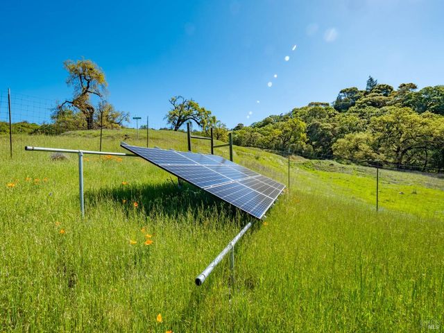 16101 Lost Creek Rd, Yorkville, CA 95494