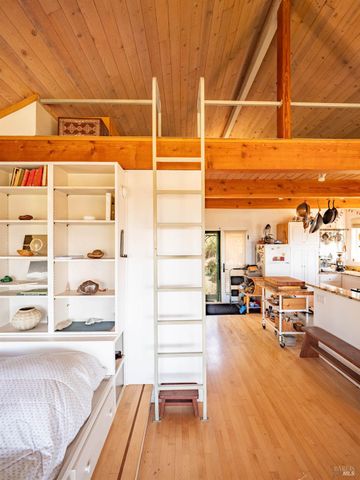 16101 Lost Creek Rd, Yorkville, CA 95494