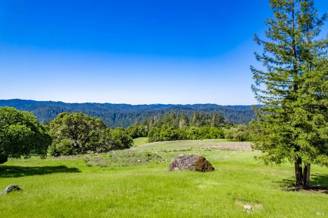 16101 Lost Creek Rd, Yorkville, CA 95494