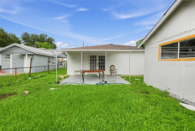 3913 W CASS STREET, Tampa, FL 33609