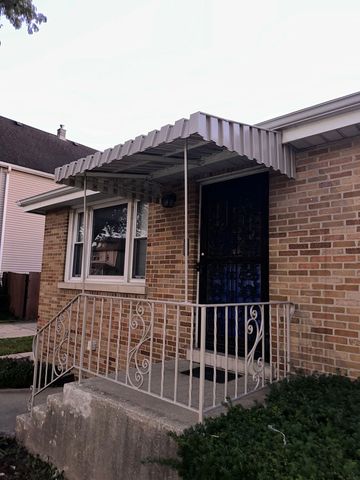 208 27th Avenue, Bellwood, IL 60104