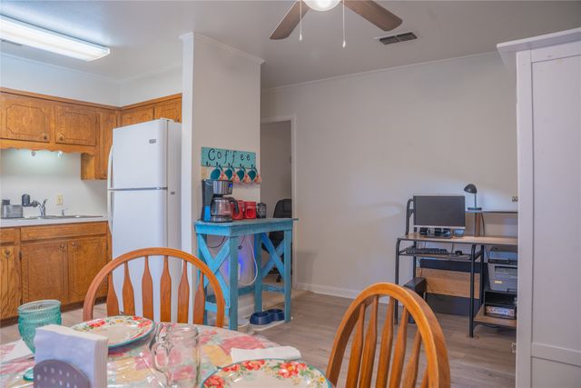 460 Rutledge Street, Shreveport, LA 71106