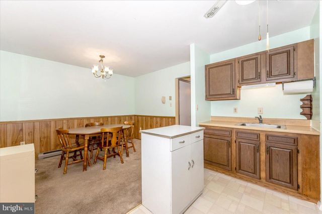 52 WENNER DR, Brunswick, MD 21716