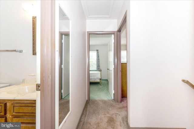 52 WENNER DR, Brunswick, MD 21716