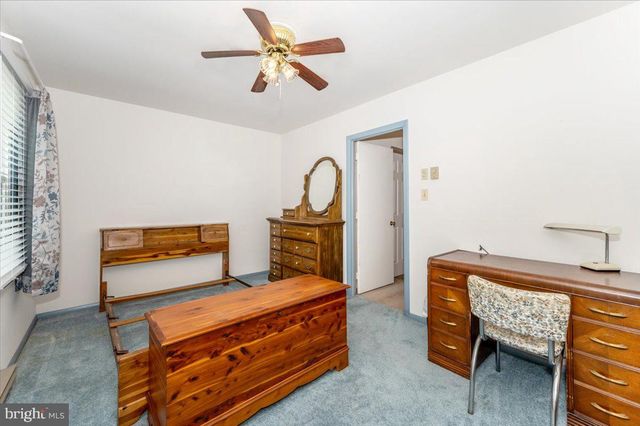 52 WENNER DR, Brunswick, MD 21716