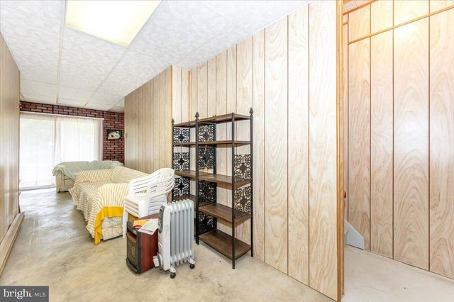 52 WENNER DR, Brunswick, MD 21716