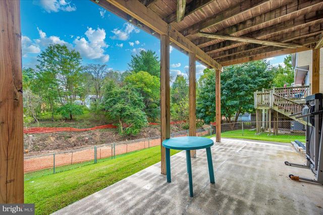 52 WENNER DR, Brunswick, MD 21716