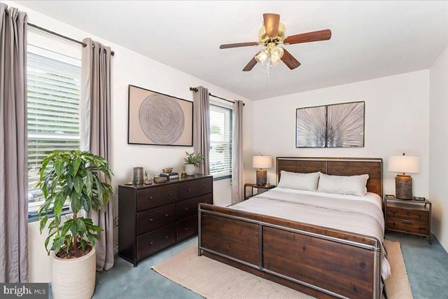 52 WENNER DR, Brunswick, MD 21716