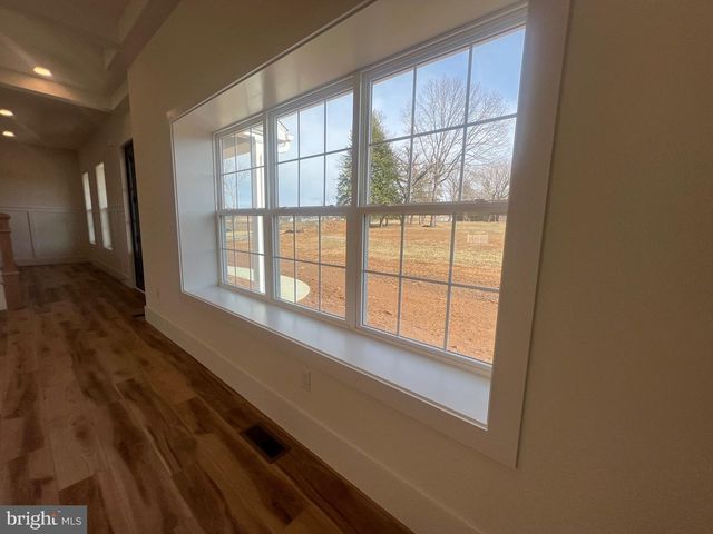 167 ELLICOTT RD, Avondale, PA 19311