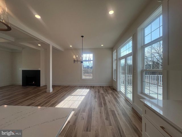 167 ELLICOTT RD, Avondale, PA 19311