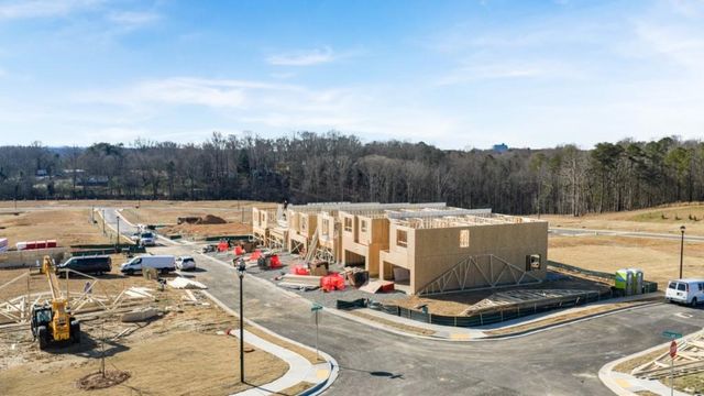 1821 Meadow Green Circle, Gainesville, GA 30501