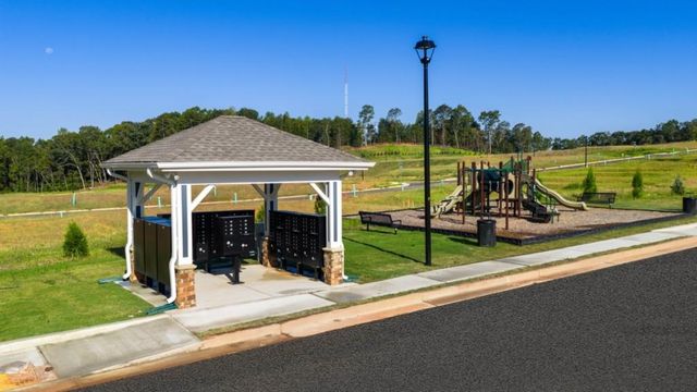 1821 Meadow Green Circle, Gainesville, GA 30501