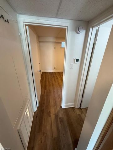 400 Lockland Avenue, Winston-salem, NC 27103