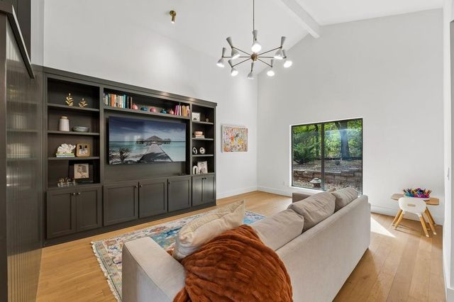 1100 Oak Tree Drive, Edmond, OK 73025