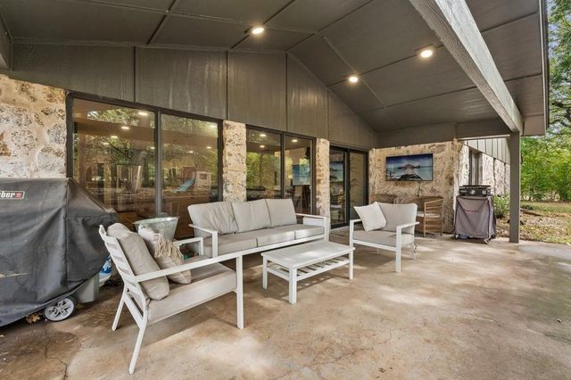 1100 Oak Tree Drive, Edmond, OK 73025
