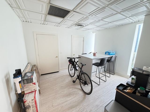 5701 N Sheridan Road CO3, Chicago, IL 60640