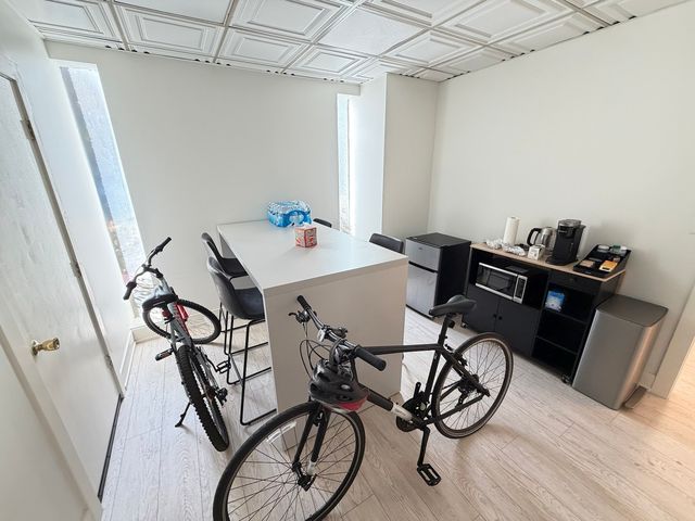 5701 N Sheridan Road CO3, Chicago, IL 60640