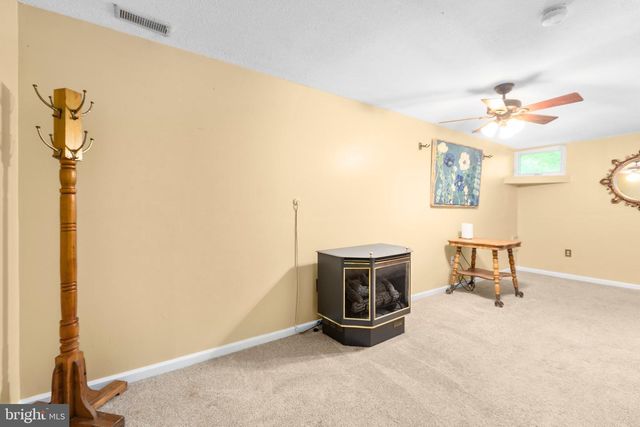 228 CEDAR RIDGE DR, Ruther Glen, VA 22546